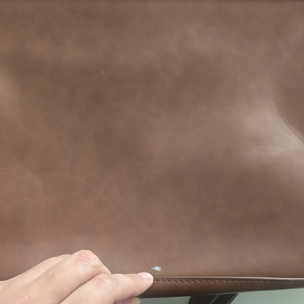 Elegant Brown Handbag - Picture 6 of 6